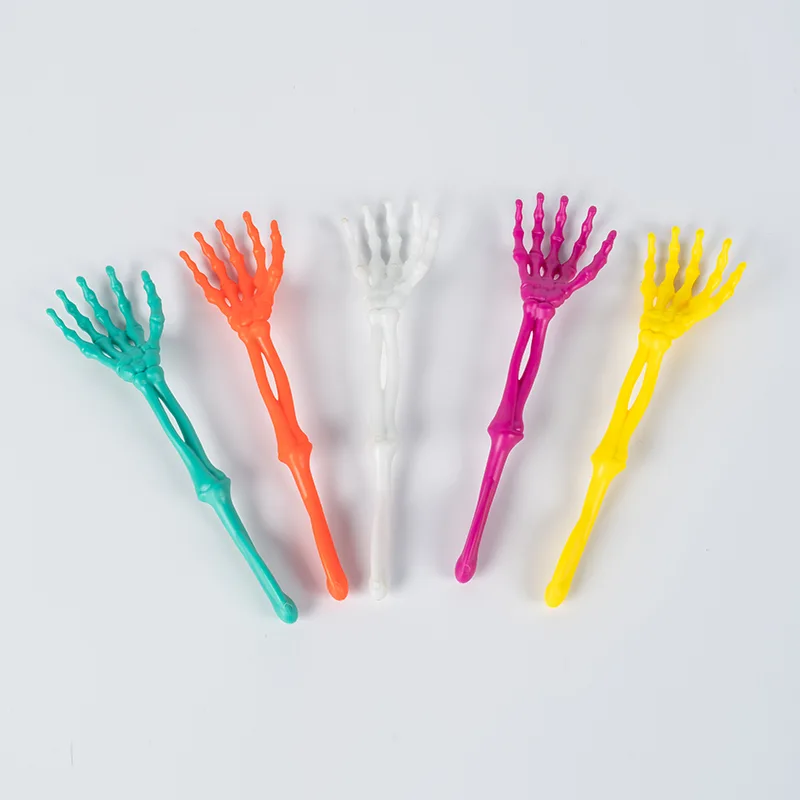 Creative Plastic Claw Toy