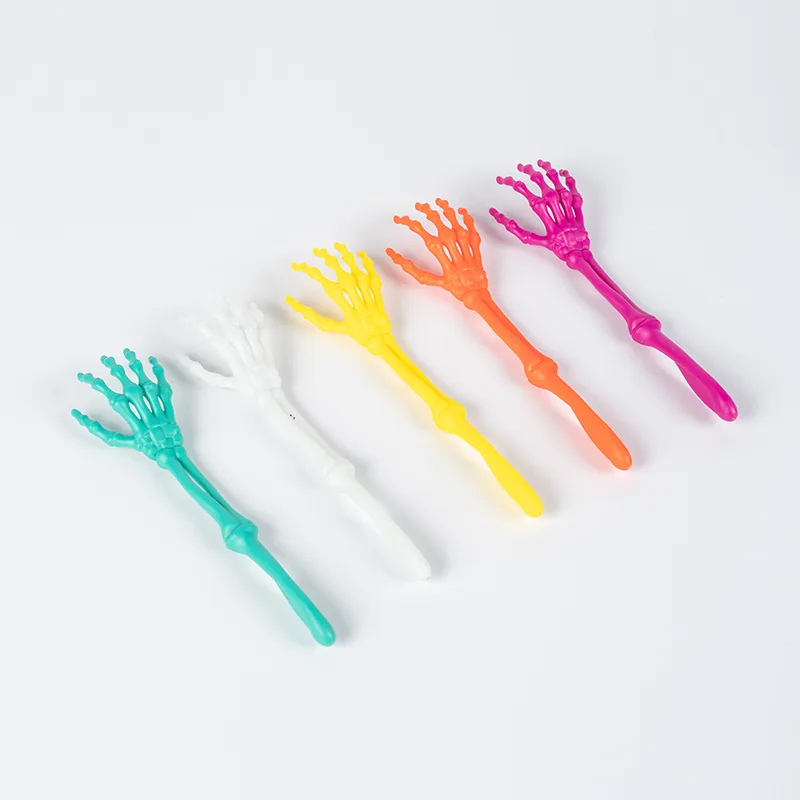Creative Plastic Claw Toy