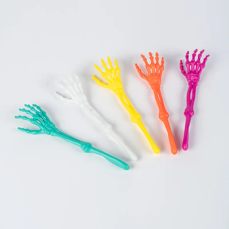Creative Plastic Claw Toy